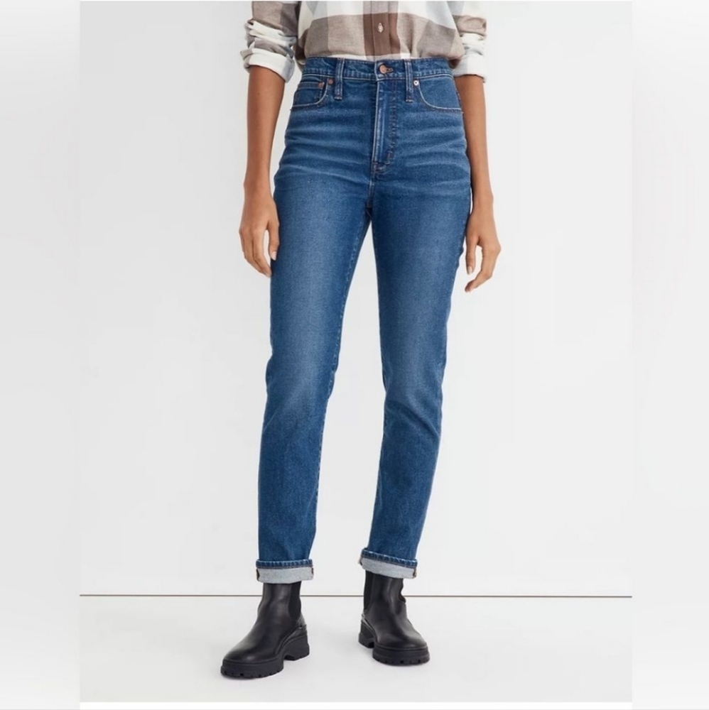 Madewell The Slim Boy Jean Blue Wash Denim Boyfriend Jeans Size 26 Style# MB463